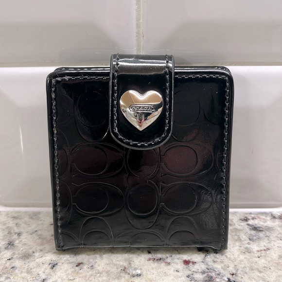 Coach Accessories - Coach Black Patent Leather Compact Mirror with Heart Accent EUC